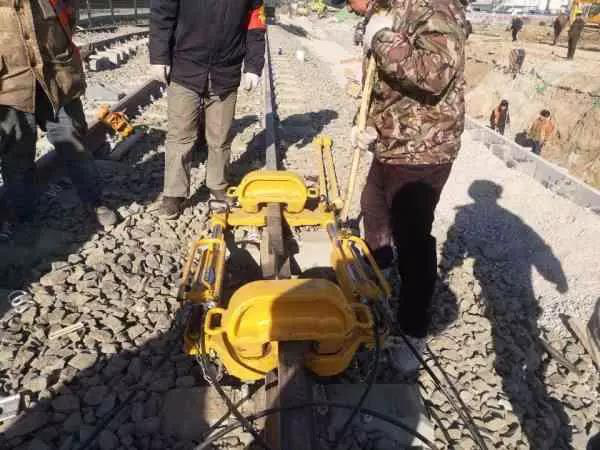 今日頭條、北京日報：13號線清河站撥線工程倒計時，京城地鐵首  次鋪上樹脂軌枕